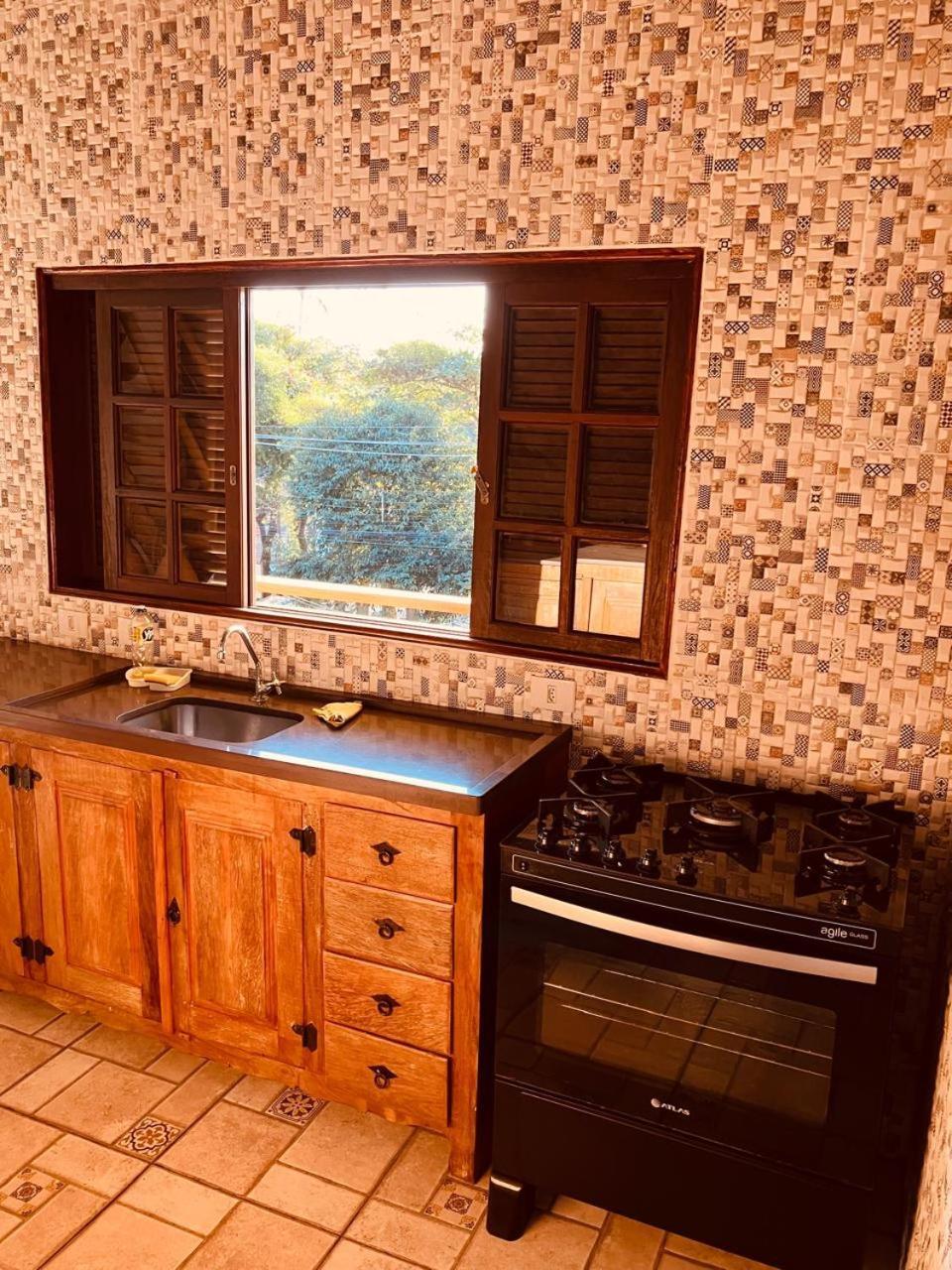 Holiday home Yellow House Beira Mar Portinho Ilhabela
