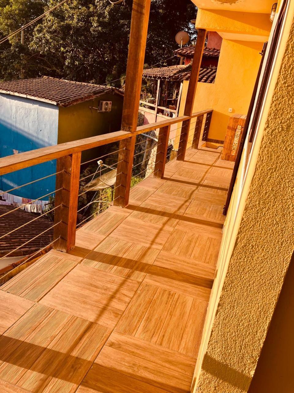 Yellow House Beira Mar Portinho *